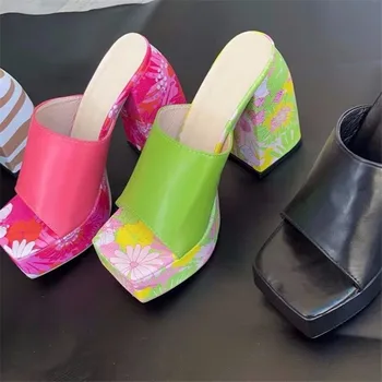 Женские модные тапочки на платформе и высоком толстом каблуке, уличная женская обувь большого размера, обувь для путешествий, пляжные тапочки с цветным блоком