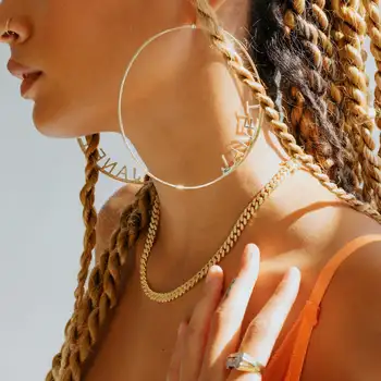 Персонализированное название блока в золотых серьгах-обручах, индивидуальные эффектные серьги-кольца для женщин