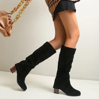 осенне-зимние ботинки с круглым носком, уютные модные сапоги в западном стиле на высоком каблуке, женские сапоги до колен из искусственной замши на толстом каблуке, длинные сапоги